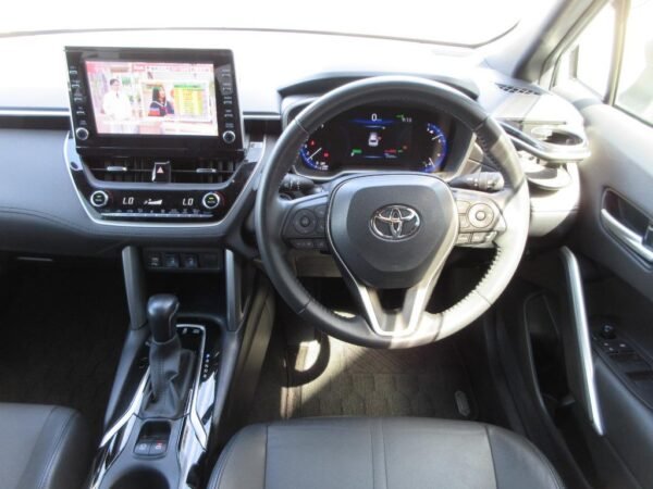 Toyota Corolla Cross Hybrid Z 2021 - Image 10