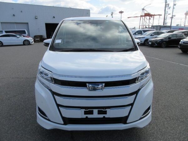Toyota Noah G Hybrid 2020