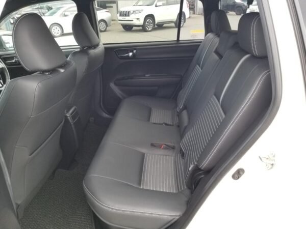 Toyota Corolla Fielder Hybrid WXB 2019 - Image 17