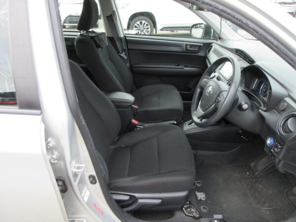 Toyota Axio EX Hybrid – 2019 - Image 15